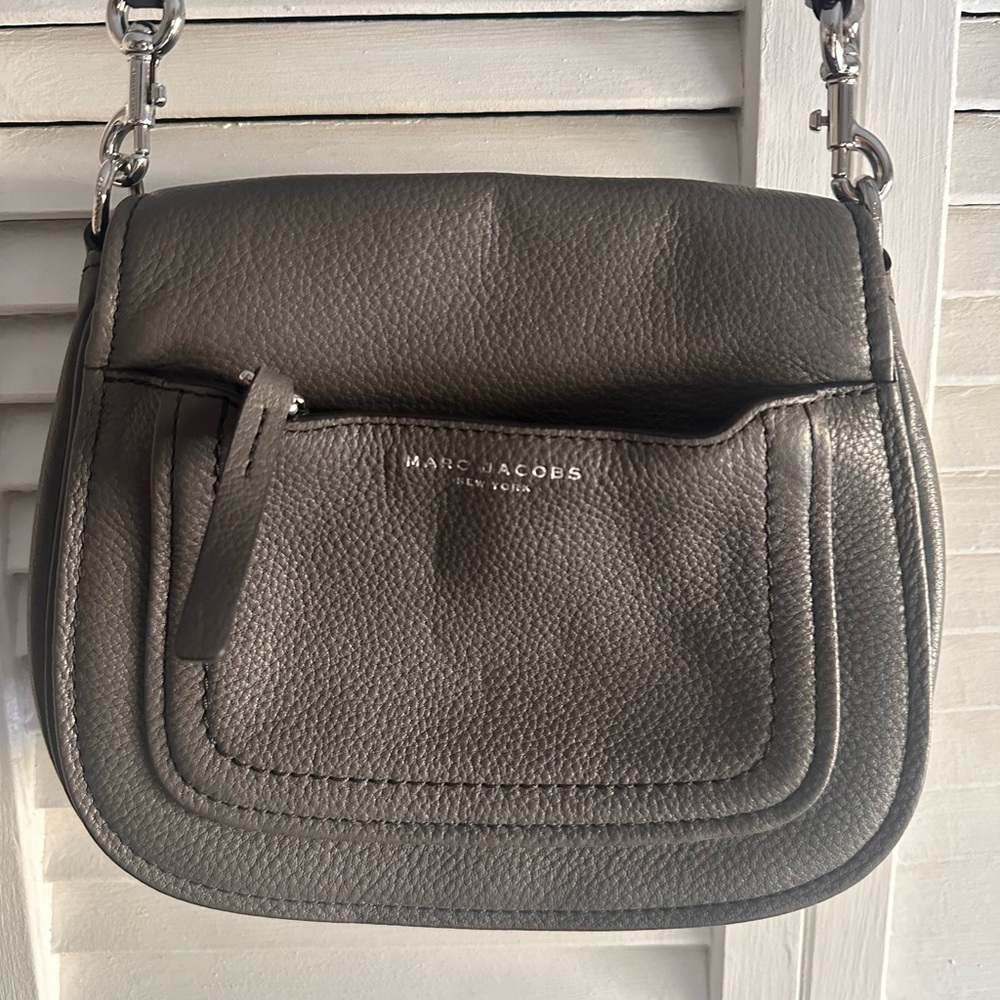 Marc Jacobs | Grey Leather Saddle Crossbody Bag